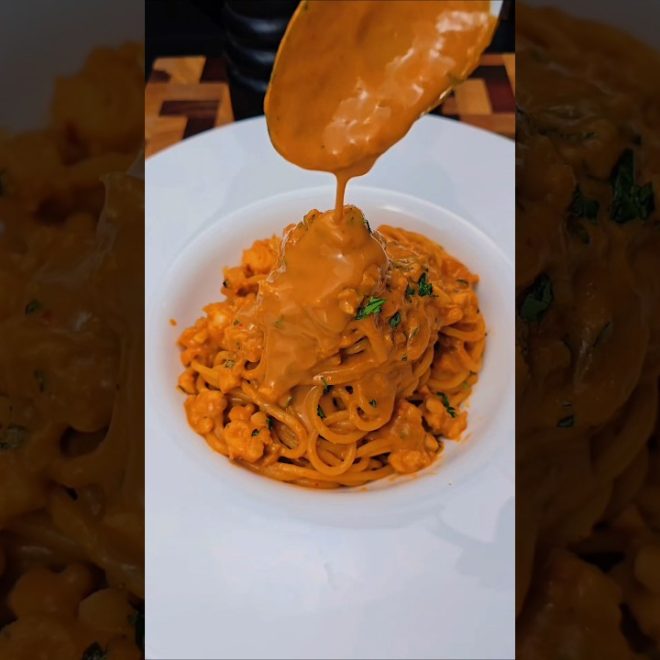Pâtes aux crevettes à la crème (bisque de crevette)