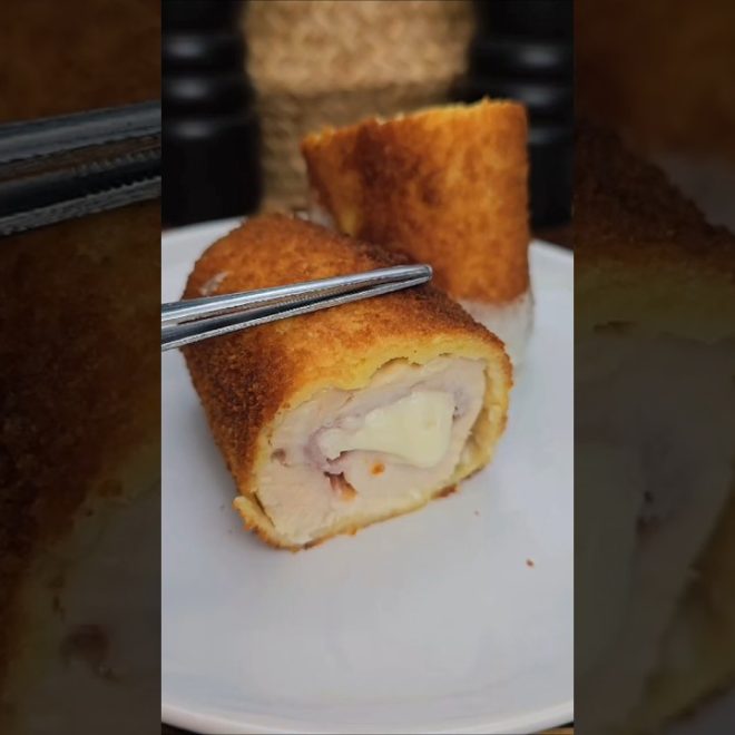 Roulés de poulet au jambon cru et camembert