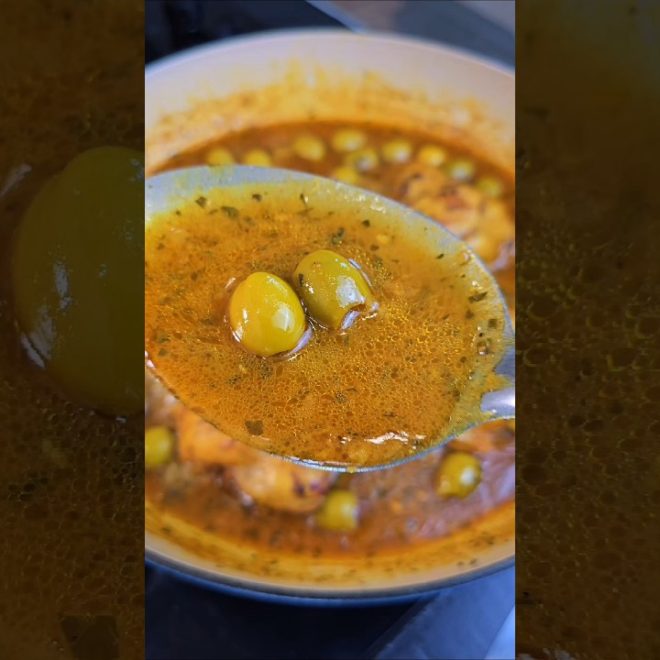 Tajine de poulet aux olives et citron
