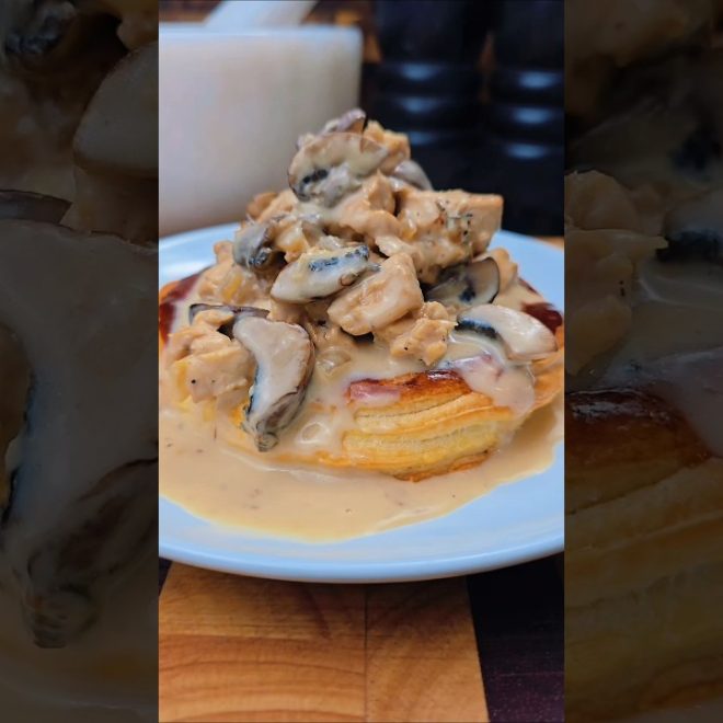 Vol-au-vent au poulet et aux champignons