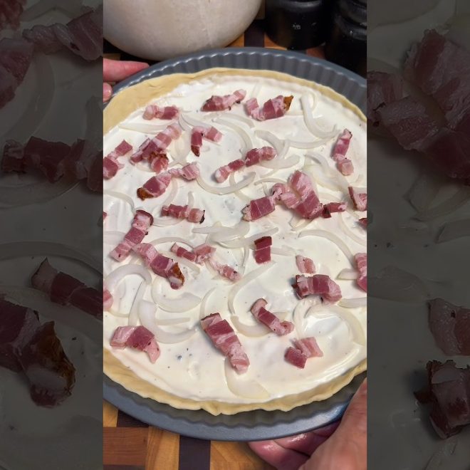 Tarte flambée alsacienne (flammekueche)
